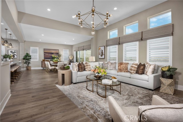 Detail Gallery Image 2 of 20 For 6548 Canyon Oaks Dr, Simi Valley,  CA 93063 - 4 Beds | 3/1 Baths