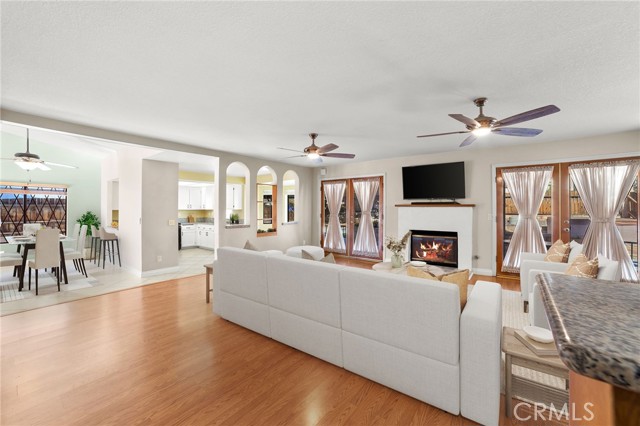 17800 Rancho Bonita Road, Victorville CA: https://media.crmls.org/medias/5160a829-3988-4b79-8f69-7f8aa33c1ca2.jpg