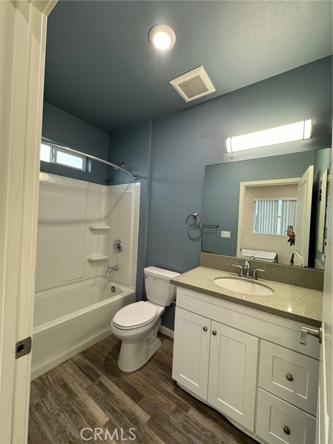 Detail Gallery Image 25 of 32 For 621 1/2 N Normandie Ave, Los Angeles,  CA 90004 - 4 Beds | 4 Baths