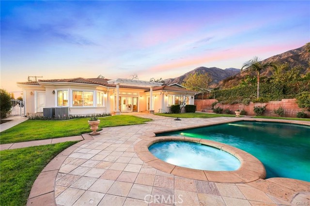 1774 Orangewood Lane, Arcadia CA: https://media.crmls.org/medias/5162a6f8-8311-4a6e-b229-68aaf76a6bc0.jpg