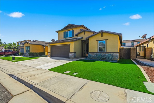 Detail Gallery Image 5 of 54 For 29193 Black Oak, Lake Elsinore,  CA 92530 - 3 Beds | 2 Baths