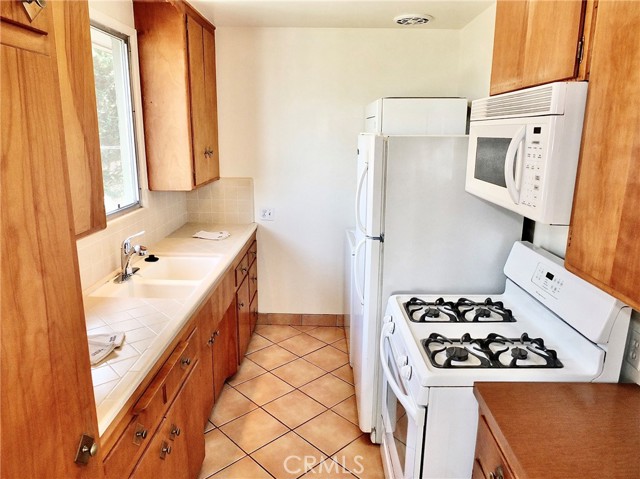 Detail Gallery Image 17 of 37 For 1250 E East 3rd Street #7,  Long Beach,  CA 90802 - 1 Beds | 1 Baths