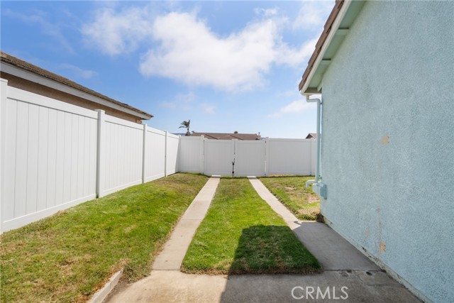 Detail Gallery Image 17 of 21 For 5095 Pacific Dunes Cir, Guadalupe,  CA 93434 - 3 Beds | 2 Baths