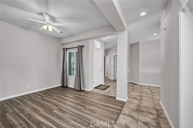 18579 Hidden Valley Road, Hidden Valley Lake CA: https://media.crmls.org/medias/516380b3-0bee-4a61-b06f-ff8afec46bb7.jpg