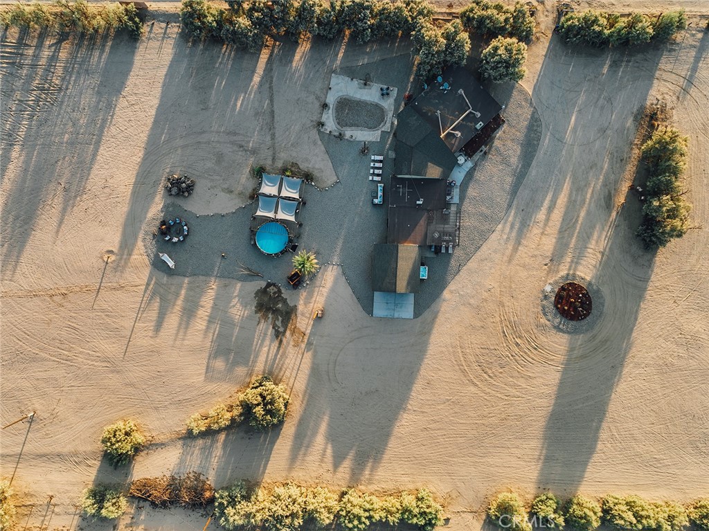 https://media.crmls.org/medias/5163b21d-9f76-4b85-b197-bce9cb480dd7.jpg?preset=X-Large