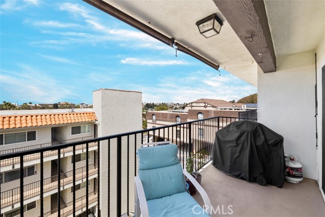 1720 Ardmore Avenue, Hermosa Beach, California 90254, 1 Bedroom Bedrooms, ,1 BathroomBathrooms,Residential,Sold,Ardmore,PW21211780