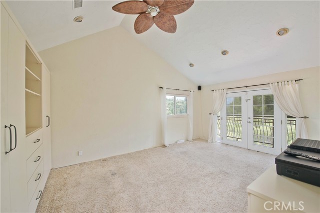 Detail Gallery Image 17 of 41 For 4389 San Blas Ave, Woodland Hills,  CA 91364 - 4 Beds | 2/1 Baths