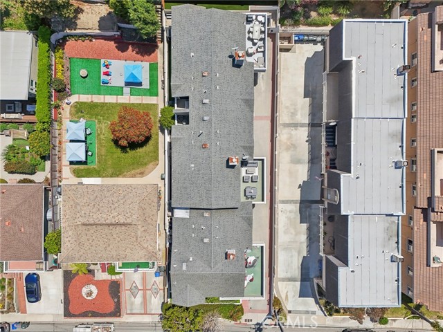 1924 Mathews Avenue, Redondo Beach CA: https://media.crmls.org/medias/5164bdf8-6ef0-4c8d-b215-32184bdb3dab.jpg