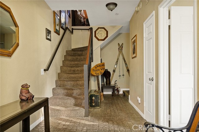 Detail Gallery Image 12 of 37 For 39802 Lakeview Dr #31,  Big Bear Lake,  CA 92315 - 2 Beds | 2/1 Baths