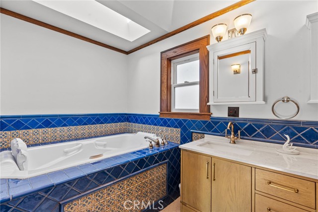 1719 Monte Vista Street, Pasadena CA: https://media.crmls.org/medias/5165677f-5996-45bc-b281-b2c59cfeb5dd.jpg