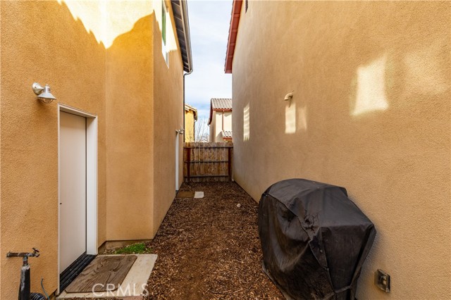 Detail Gallery Image 30 of 34 For 1170 Velarde St, San Miguel,  CA 93451 - 3 Beds | 2/1 Baths