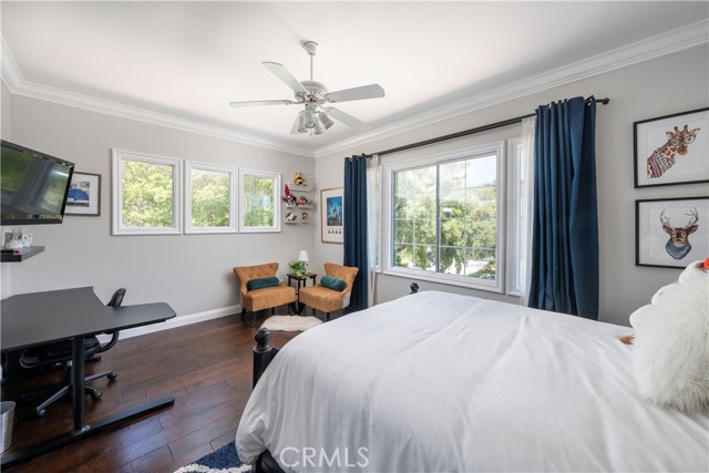 27705 Essex Place, Valencia CA: https://media.crmls.org/medias/516637a5-6286-45ee-8ae3-b4b11dd59aa6.jpg