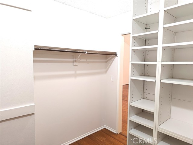 2682 34th Street, Santa Monica CA: https://media.crmls.org/medias/5166a08a-e347-49e5-8d91-d67490eb6841.jpg