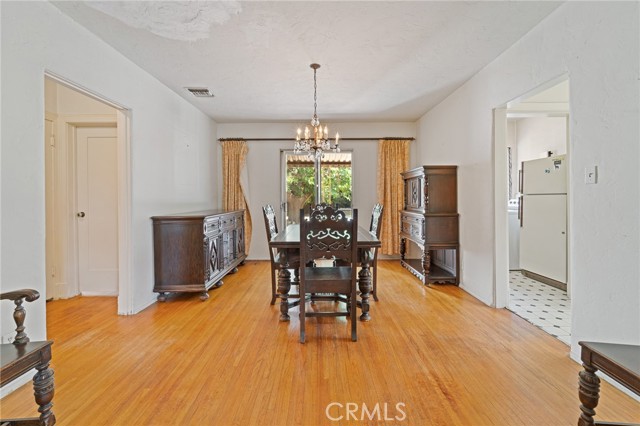Detail Gallery Image 6 of 23 For 11039 Blix St, North Hollywood,  CA 91602 - 2 Beds | 1 Baths