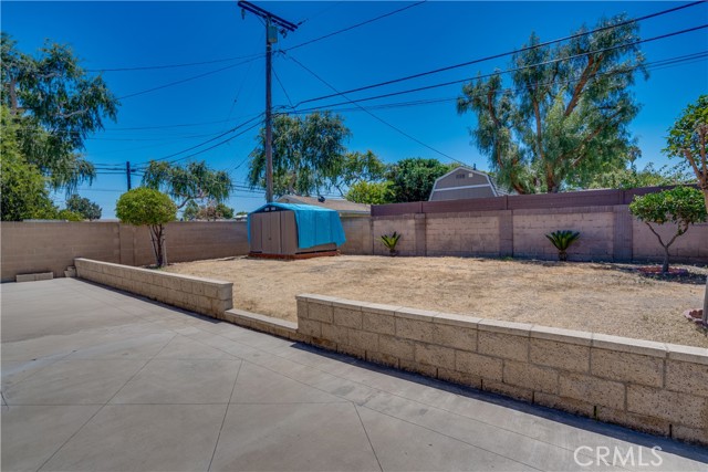2304 W Flower Avenue, Fullerton CA: https://media.crmls.org/medias/51671bca-e1db-4686-b9f1-418781e51f08.jpg