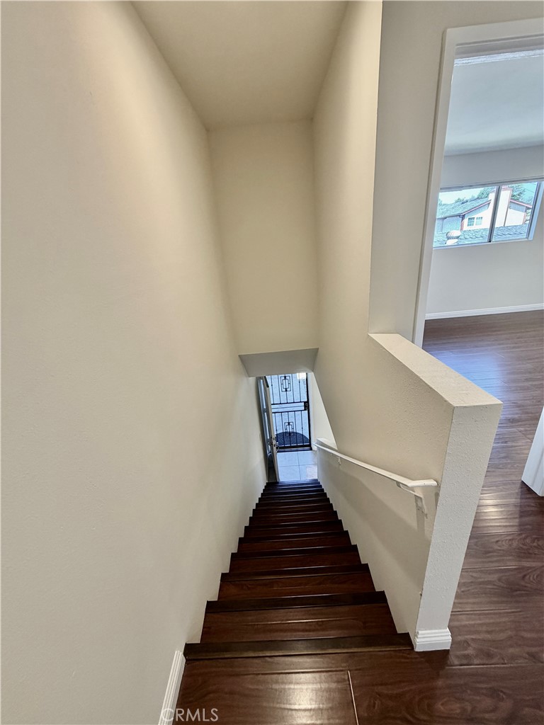 https://media.crmls.org/medias/51675c07-589a-4839-8ac2-86db76146ae8.jpg?preset=X-Large