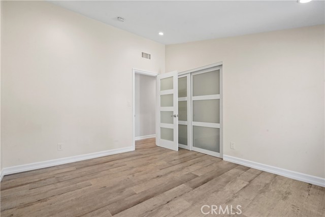 Detail Gallery Image 32 of 39 For 12835 Titian Ave, Granada Hills,  CA 91344 - 3 Beds | 2 Baths