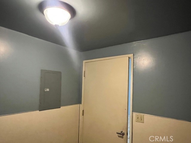 22275 Powhatan Road, Apple Valley, California 92308, ,Commercial Lease,For Rent,22275 Powhatan Road,CRHD25090296