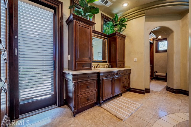 Image 37 of 69 For 2882 Trovare Court
