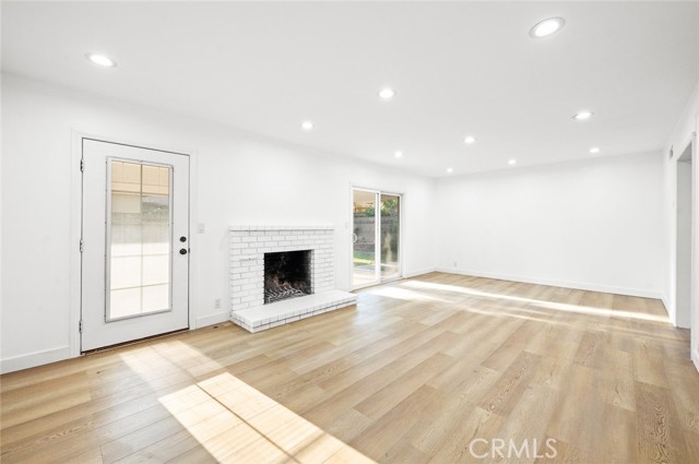 153 Underhill Drive, Glendora CA: https://media.crmls.org/medias/51687880-aabc-4085-a74e-a9a40e426d58.jpg