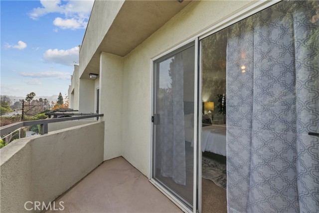 Detail Gallery Image 15 of 18 For 4702 Fulton Ave #304,  Sherman Oaks,  CA 91423 - 2 Beds | 2 Baths