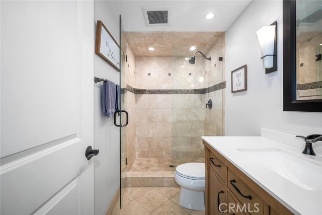 Image 38 of 75 For 11371 Harkers Court