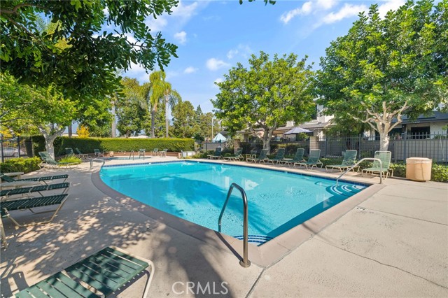 Detail Gallery Image 18 of 20 For 1363 N Schooner, Anaheim,  CA 92801 - 2 Beds | 1/1 Baths