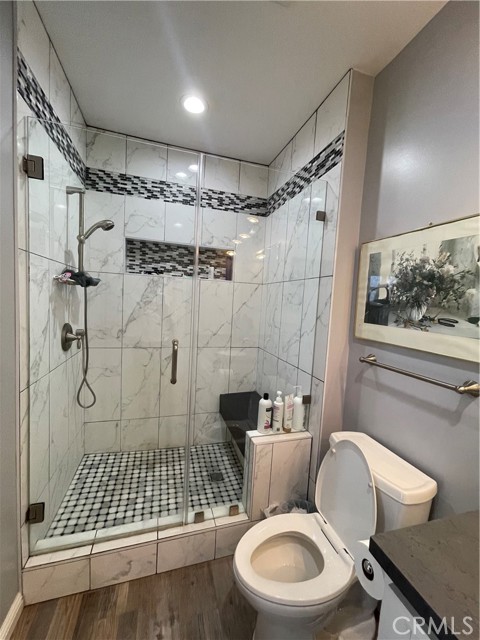 Detail Gallery Image 16 of 40 For 17183 Sunburst, –,  CA 91325 - 3 Beds | 4/1 Baths