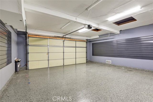 26072 Donegal Lane, Lake Forest CA: https://media.crmls.org/medias/516b9aea-d611-4526-b832-11764a2f9031.jpg