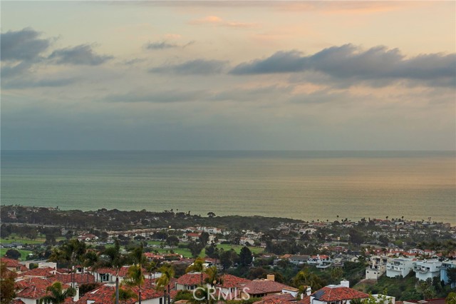 Image 35 of 66 For 857 Avenida Acapulco