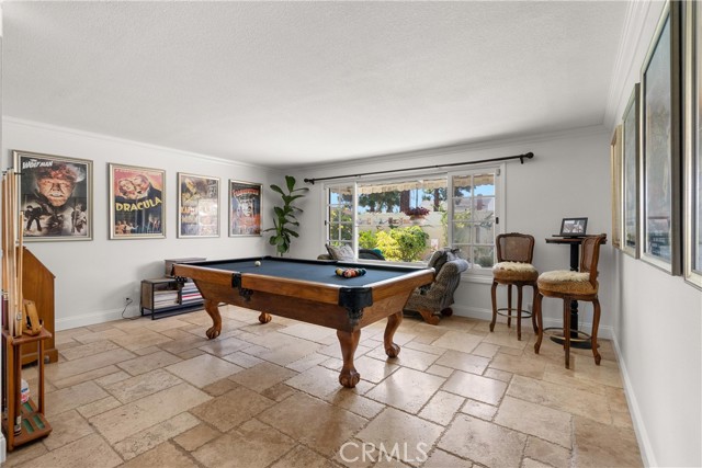 Detail Gallery Image 5 of 35 For 622 W Alpine Ave, Santa Ana,  CA 92707 - 5 Beds | 3 Baths