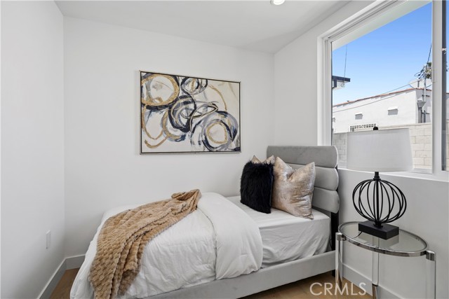 Detail Gallery Image 35 of 45 For 3876 Roxton Ave, Los Angeles,  CA 90008 - 5 Beds | 4/1 Baths