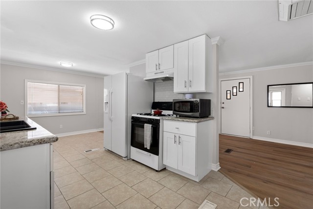 27150 Shadel Road, Menifee CA: https://media.crmls.org/medias/516c6cbd-9790-4233-8544-f533875c74b4.jpg