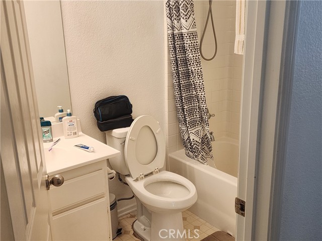 Detail Gallery Image 10 of 15 For 28455 Red Apple Rd, Menifee,  CA 92585 - 3 Beds | 2 Baths