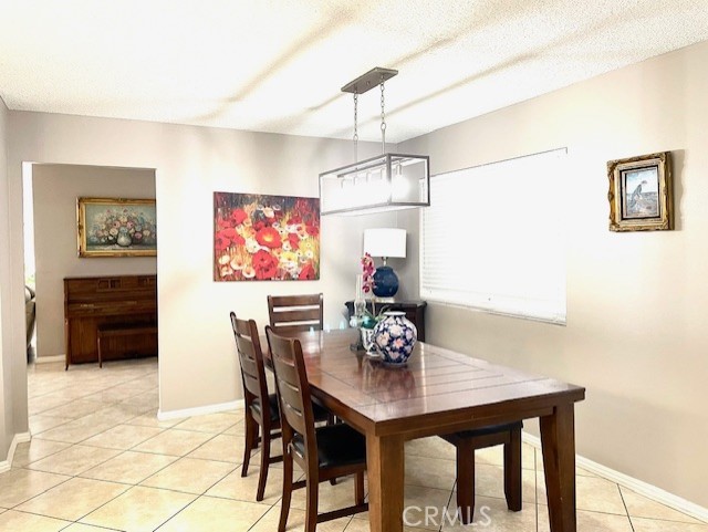 Detail Gallery Image 7 of 26 For 10294 via Pastoral, Moreno Valley,  CA 92557 - 3 Beds | 2/1 Baths