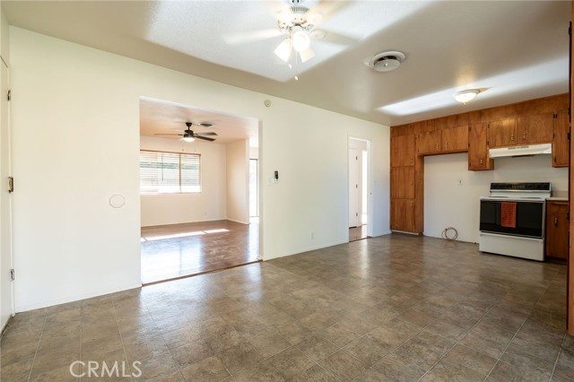 Detail Gallery Image 9 of 34 For 360 Homestead Drive, Red Bluff,  CA 96080 - 3 Beds | 2 Baths