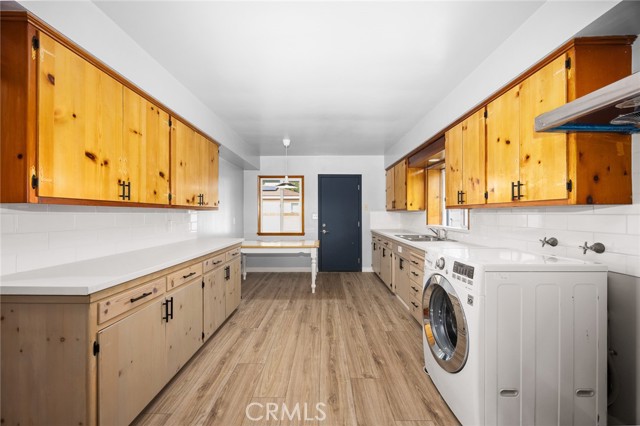 Image 34 of 70 For 6117 Loma Avenue