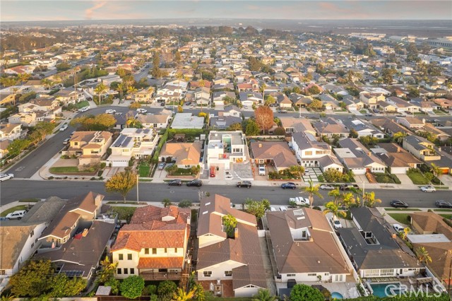 Detail Gallery Image 47 of 49 For 701 Taper Dr, Seal Beach,  CA 90740 - 4 Beds | 3 Baths