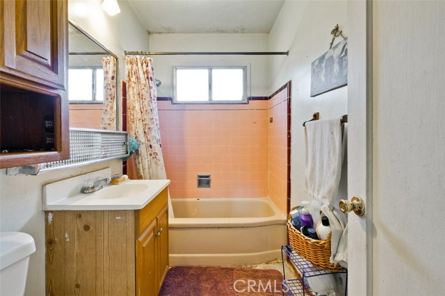 Detail Gallery Image 15 of 38 For 455 W Main Ave, Morgan Hill,  CA 95037 - 3 Beds | 1 Baths