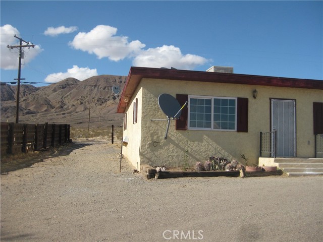 38937 Oleander Road, Newberry Springs CA: https://media.crmls.org/medias/516efb0c-aa9a-460f-beaa-5c7ec0620b35.jpg