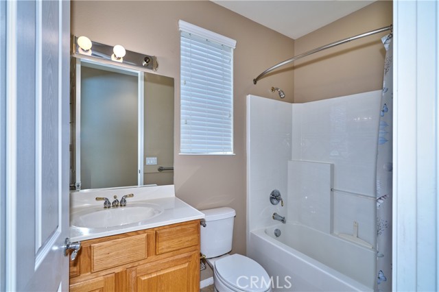 1779 Sarazen, Beaumont CA: https://media.crmls.org/medias/516f92b1-32cd-413a-b45b-6afdf94bf2ef.jpg