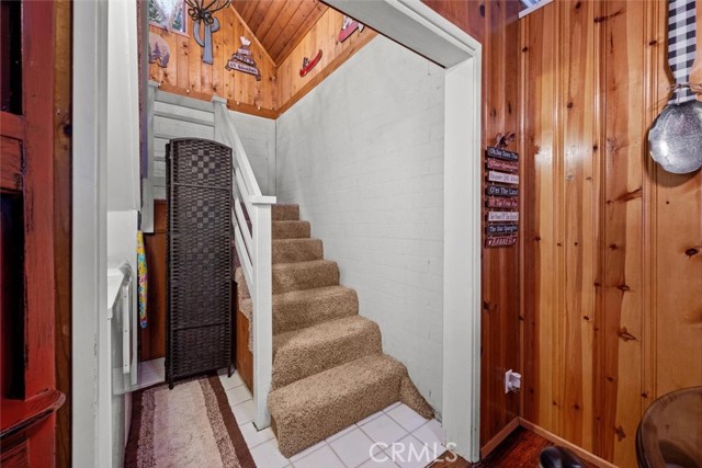 27048 State Highway 189, Blue Jay CA: https://media.crmls.org/medias/516fbeb7-c478-4e4e-8995-fa06e2cd09bc.jpg