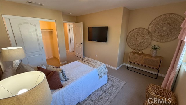 Detail Gallery Image 7 of 17 For 8501 Browns Creek, Canoga Park,  CA 91304 - 5 Beds | 3 Baths