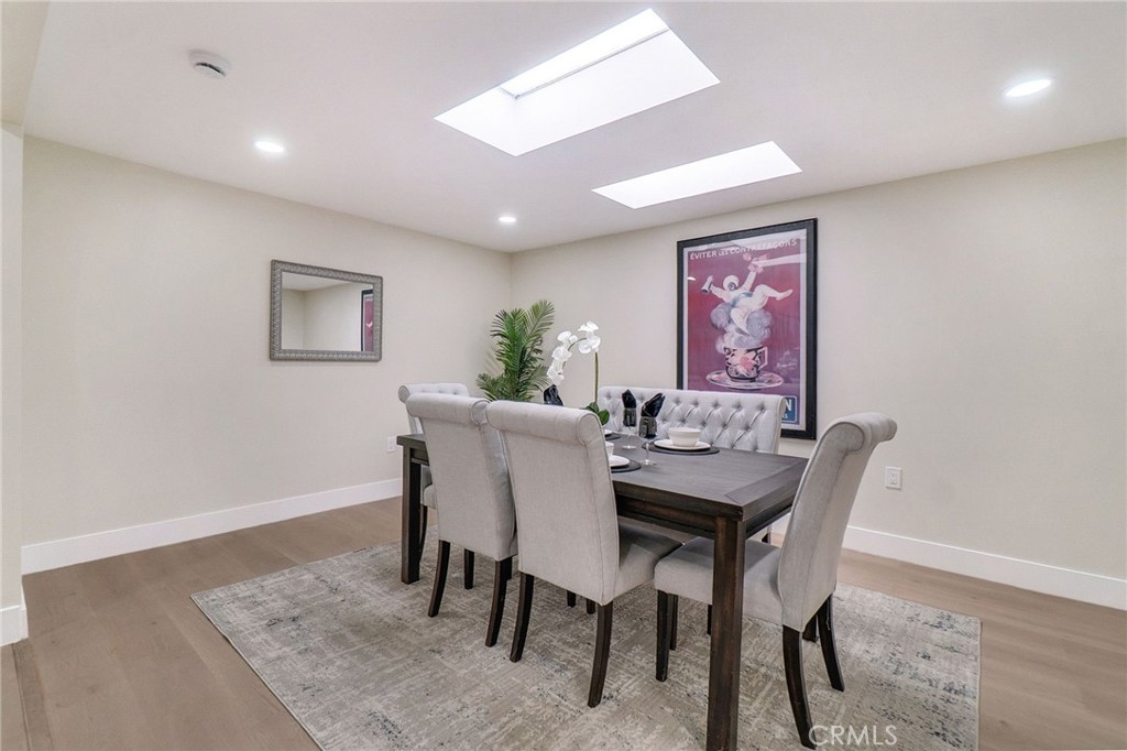 MLS #OC25260184 image #33