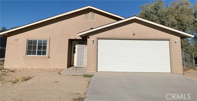 Detail Gallery Image 1 of 11 For 5564 Mariposa, Twentynine Palms,  CA 92277 - 3 Beds | 2 Baths