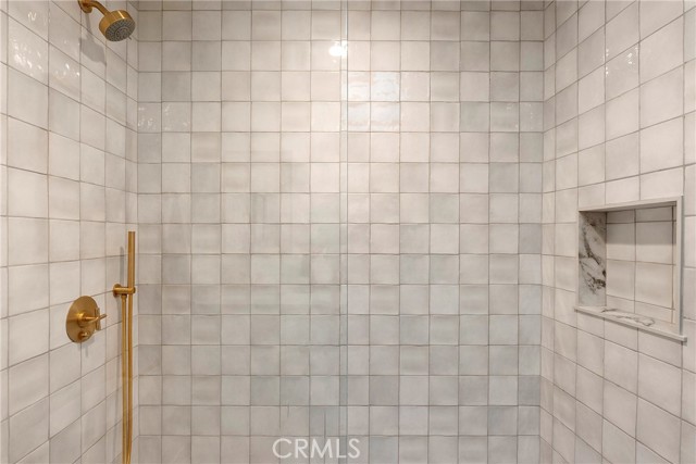 Detail Gallery Image 30 of 37 For 212 E 19th St, Costa Mesa,  CA 92627 - 5 Beds | 4 Baths