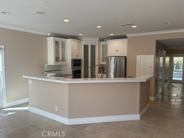 Detail Gallery Image 9 of 14 For 107 E Avenida San Antonio, San Clemente,  CA 92672 - 4 Beds | 3 Baths