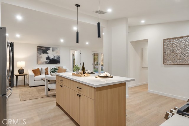 Detail Gallery Image 8 of 32 For 20110 Flallon, Lakewood,  CA 90715 - 4 Beds | 2 Baths