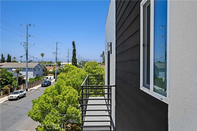 Detail Gallery Image 14 of 74 For 5218 Auckland Ave, Toluca Lake,  CA 91601 - – Beds | – Baths