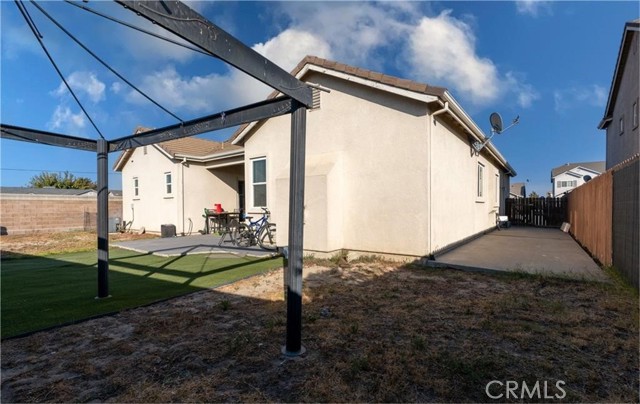 901 Misty Harbor Drive, Livingston CA: https://media.crmls.org/medias/5174d770-c78c-43a7-8a1b-329cb11cf2a6.jpg